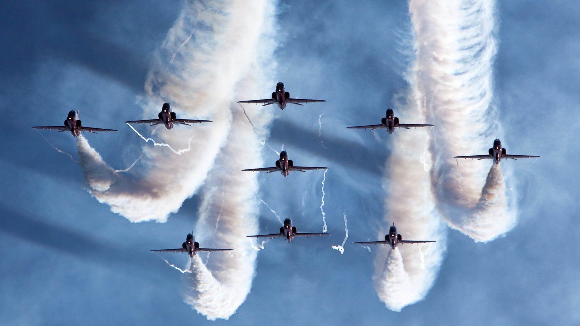 九游娱乐-无惧强敌压力，勇往直前争夺荣耀，无惧艰险勇往直前