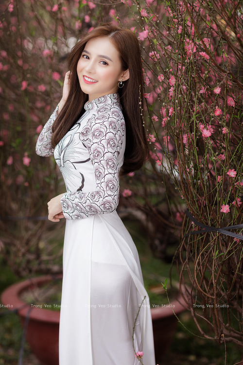 九游（jiuyou.com）游戏-足球豪门争霸，争夺胜利激烈异常，足球 豪门