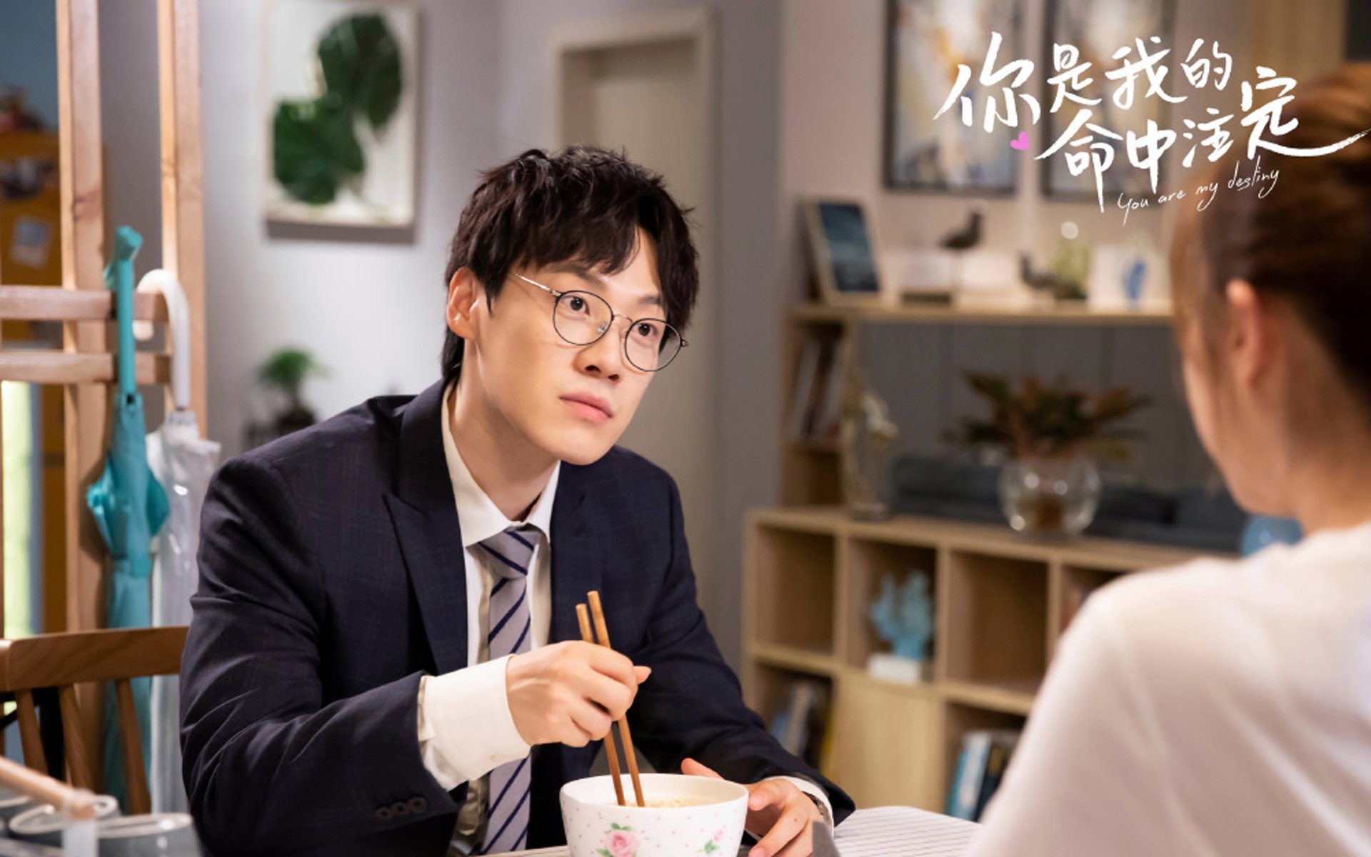 九游娱乐(jiuyou)官方网站-震撼足球门将三连扑上演神迹，足球连进3球叫什么