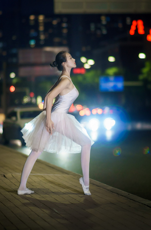 九游娱乐官网 (JIUYOU)-篮网防守效率提升实现阶段性突破，篮网防守球员